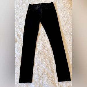 Urban Outfitters Men’s stretch skinny-fit black denim jeans